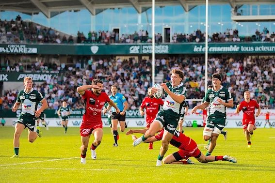 RUGBY PRO - Bayonne face au champion, Pau sur la Rade. Dax, Mont-de-Marsan dos au mur, Biarritz à la relance